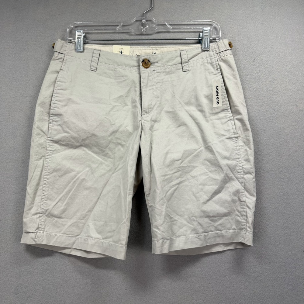 Old Navy Chino Shorts Womens‎ 4 Beige Camping Hiking Minimalist Classic Fit